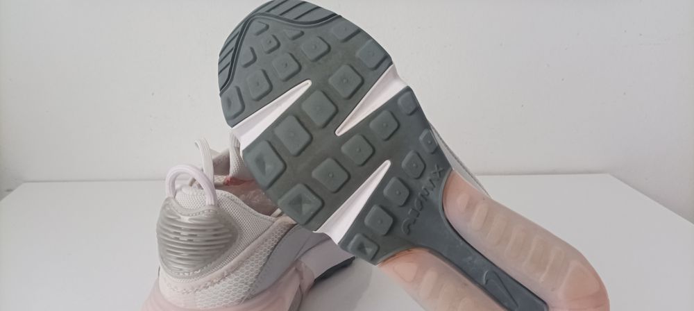 Нови Nike air max 2090