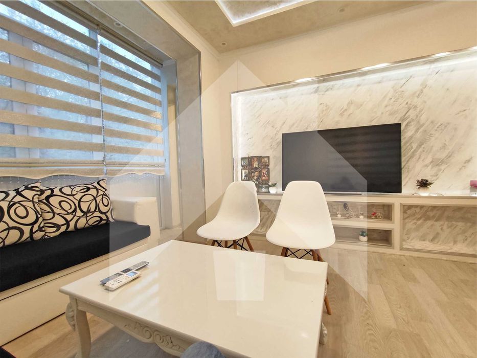 Продава се Тристаен апартамент в Нови пазар - 75 кв.м за 1054 €/кв.м - Снимка #8