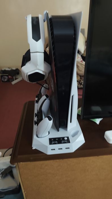 Продаю PlayStation 5 fat
