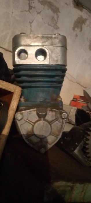Продам, масляный насос евро, рессоры листам