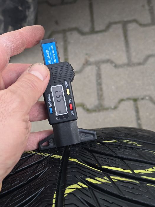 235 45 18 Michelin 4бр