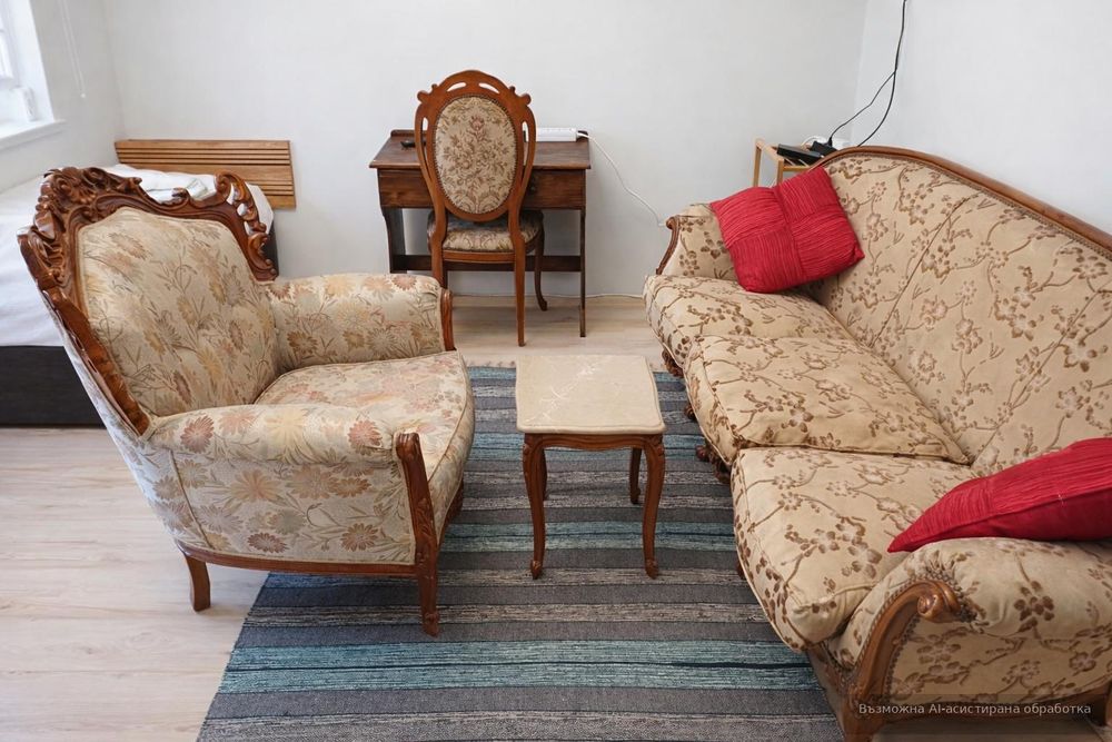 Дава се под наем Двустаен апартамент в Пловдив, Център - 75 кв.м за 400 € - Снимка #1