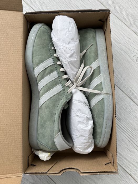 Нови Adidas Originals Tobacco