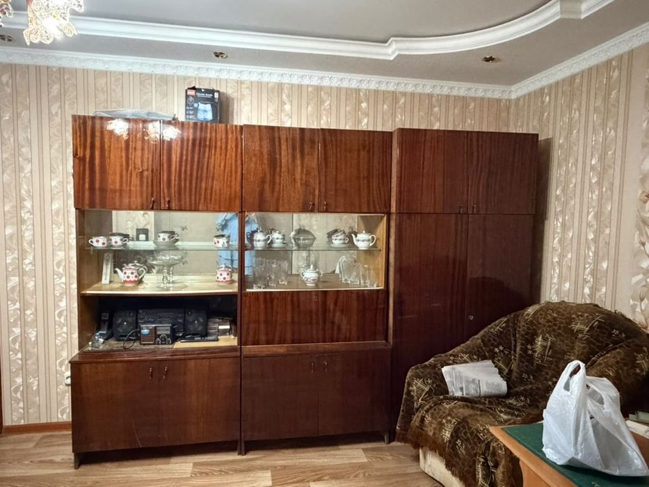 Шкаф даром самовывоз с 1 этажа