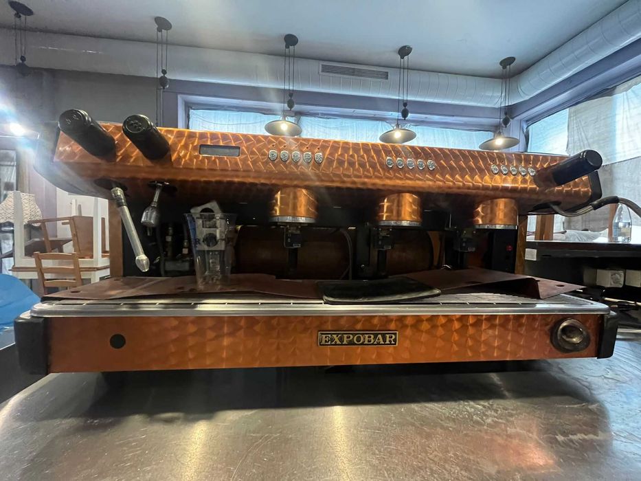 Изключителен ресторант в сърцето на Несебър – готов за работа!