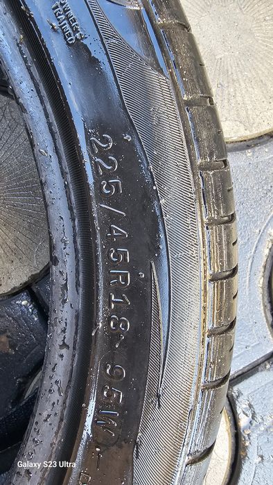 Продам летние шины 225*45 r18