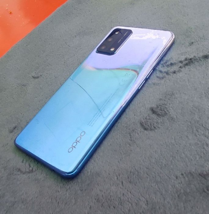 Oppo A74 4/128 телефон