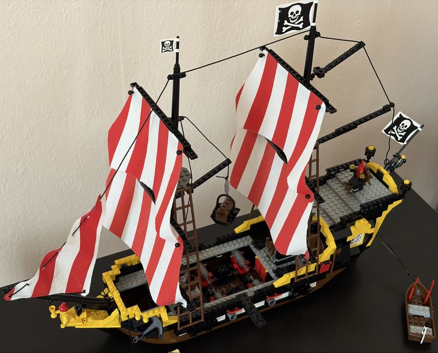 Lego 6285 Black Seas Barracuda