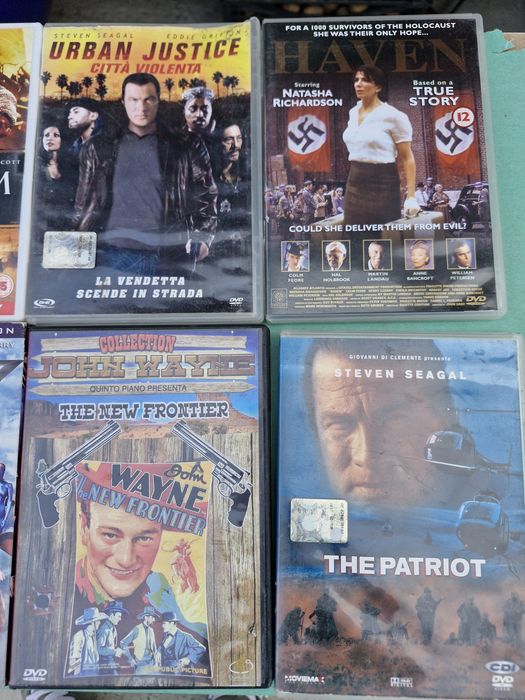 10 CD- uri DVD filme originale