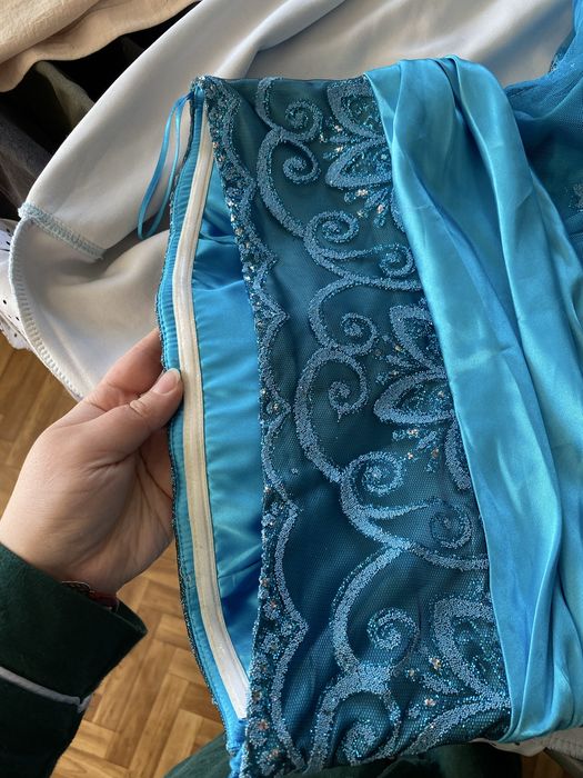 Выпускное платье нарядное