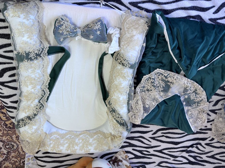 Продам конверт на выписку