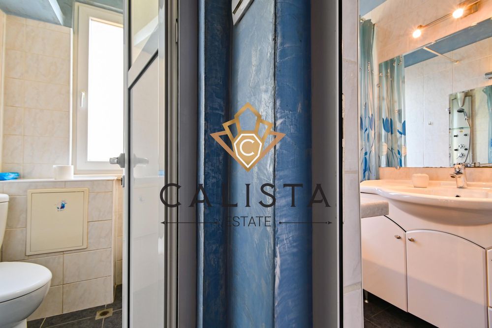 Дава се под наем Тристаен апартамент в София, Център - 135 кв.м за 1099 € - Снимка #21