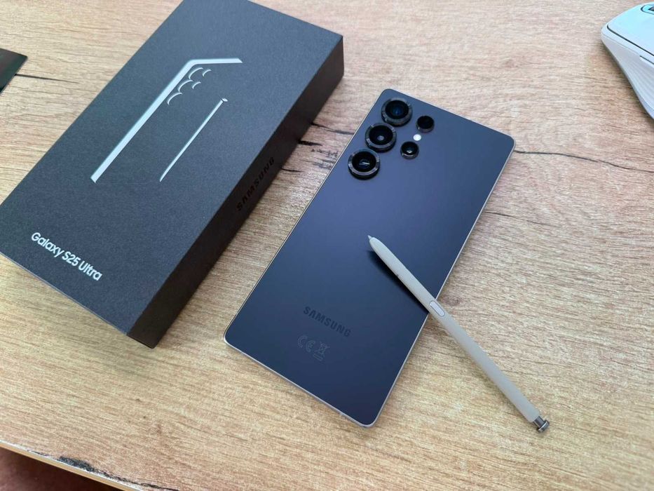 Samsung Galaxy S25 Ultra 512GB Titanium Black Full Box Factură Garanție 24 Luni BuyBack