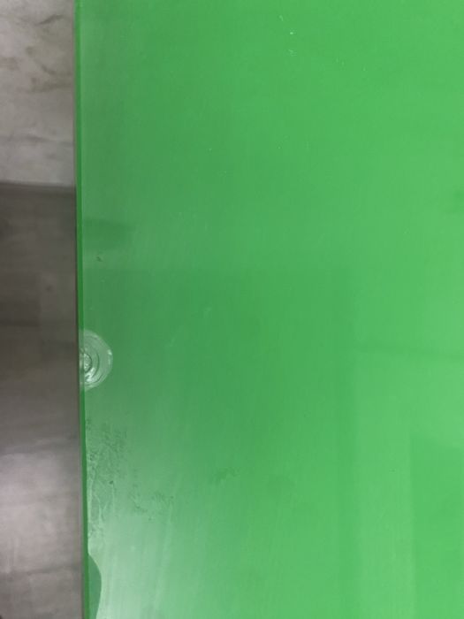 Отдам стол со стульями