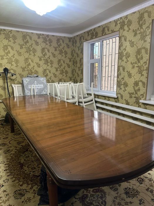 Стол-стулья 12 шт