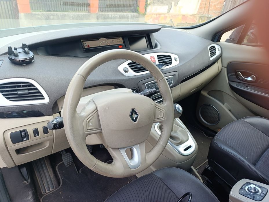 RENAULT Scenic 2010 — imagine 5