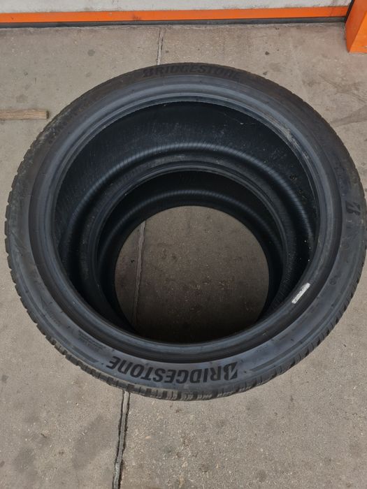 Зимни гуми 2 броя BRIDGESTONE Blizzak LM005 275 35 R19 дот 2623