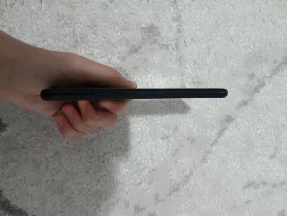 Продам айфон Xp на 64гб