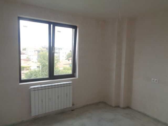 Продава се Тристаен апартамент в Търговище, Център - 110 кв.м за 1043 €/кв.м - Снимка #15