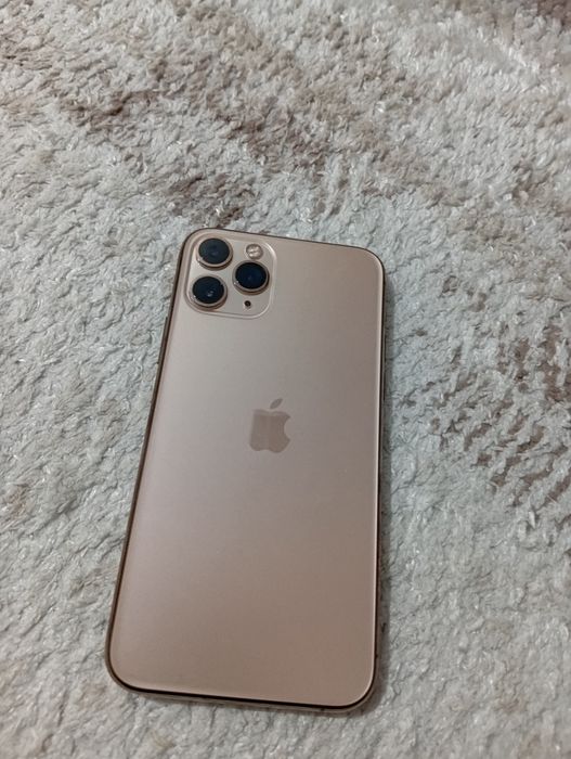 iPhone 11pro в идеальном состоянии