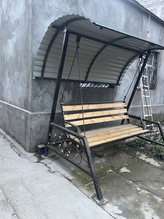 Садовое качеля  .