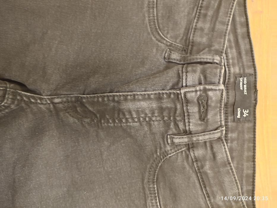 Zara Пантaлон ХС/С