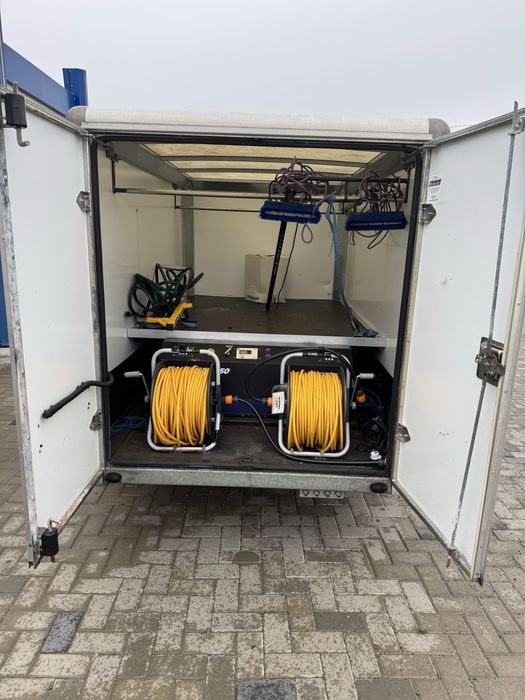 Curatare geamuri fatade panouri fotovoltaice tot judetul Suceava