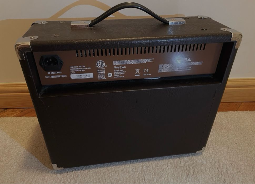 Amplificator Harley Benton