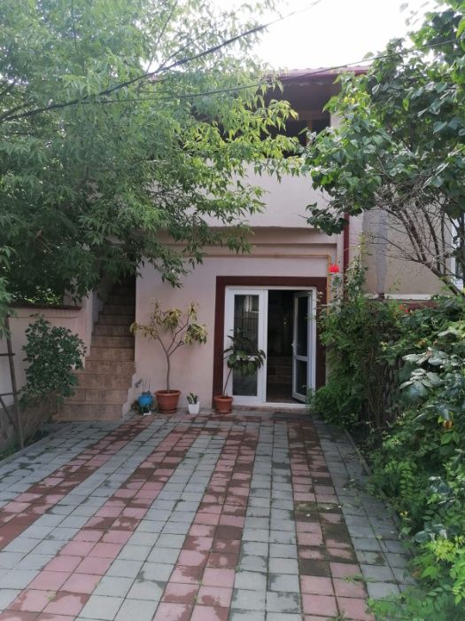 Inchiriere vila/pensiune zona centrala