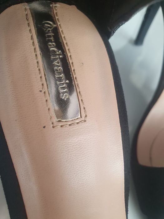 Sandale Stradivarius