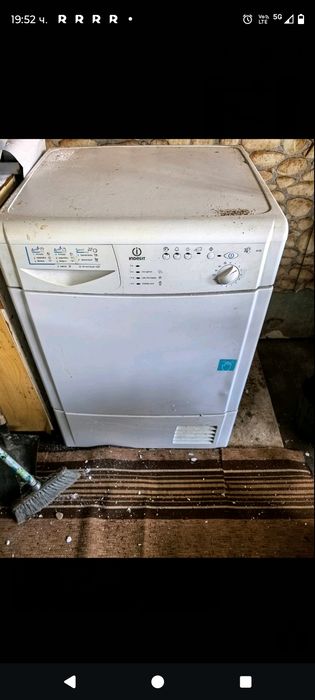 Продавам сушилня за дрехи