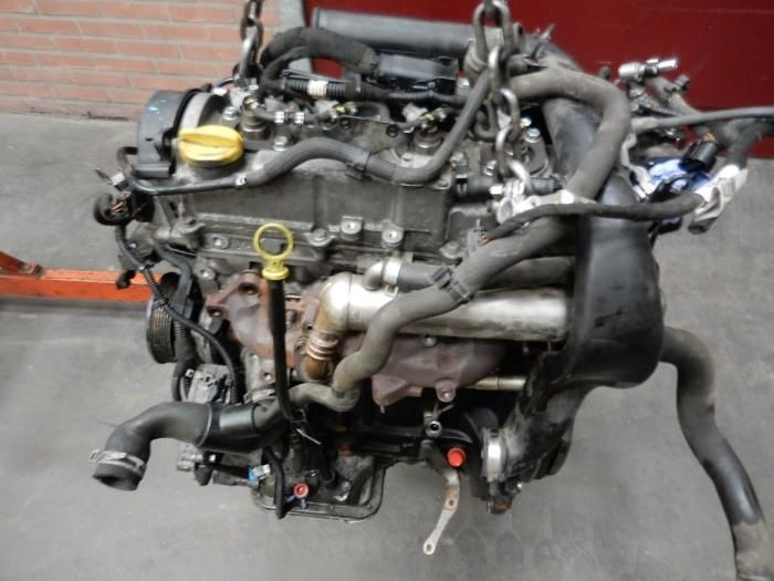 Motor  fara anexe 1.7 cdti Z17DTH Opel Combo C seria