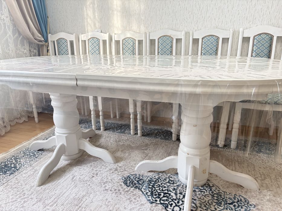 Продам стол и стулья !