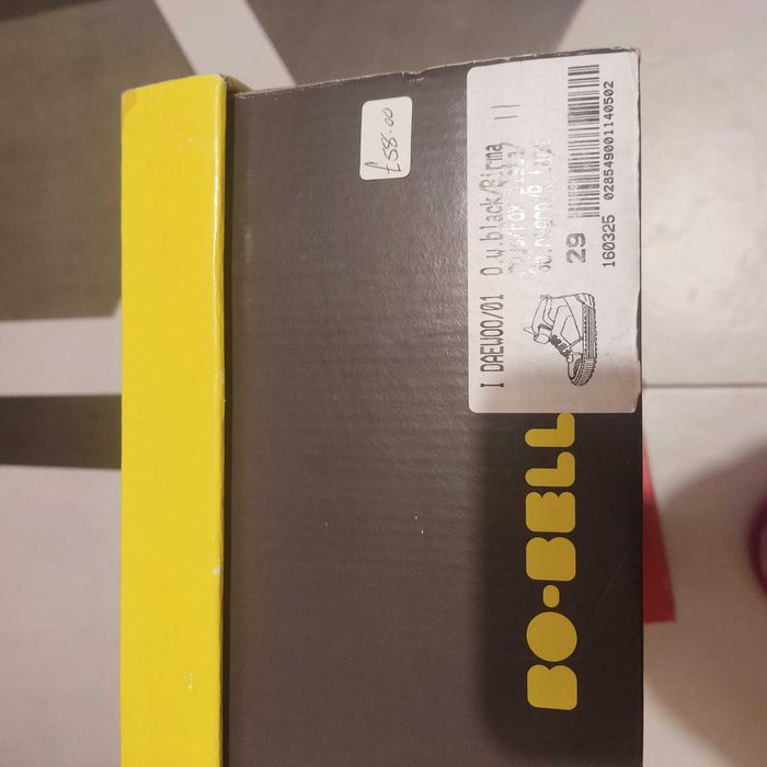 Продавам детски боти 29 размер