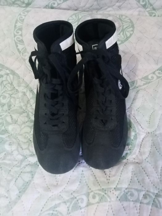 Күреске арналған киім