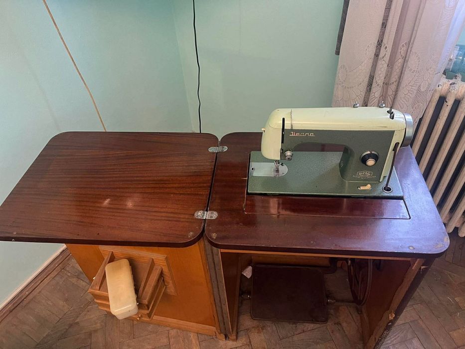 URGENT !!Masina de cusut ileana URGENT !!