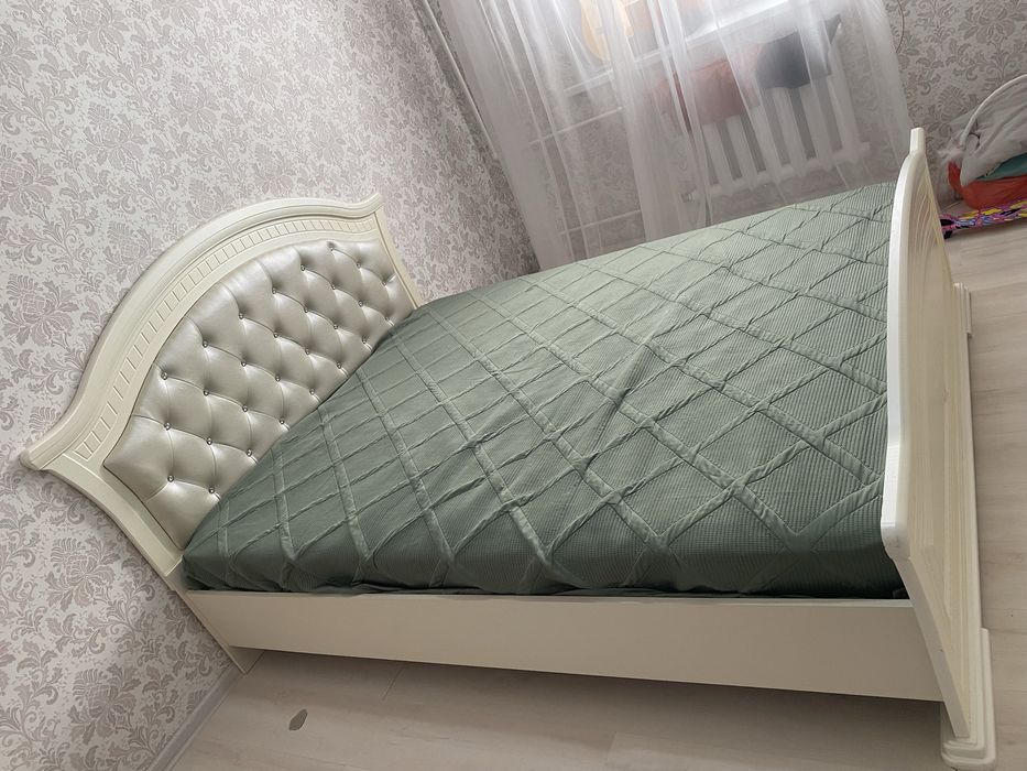 Продам кровать в хорошем состоянии