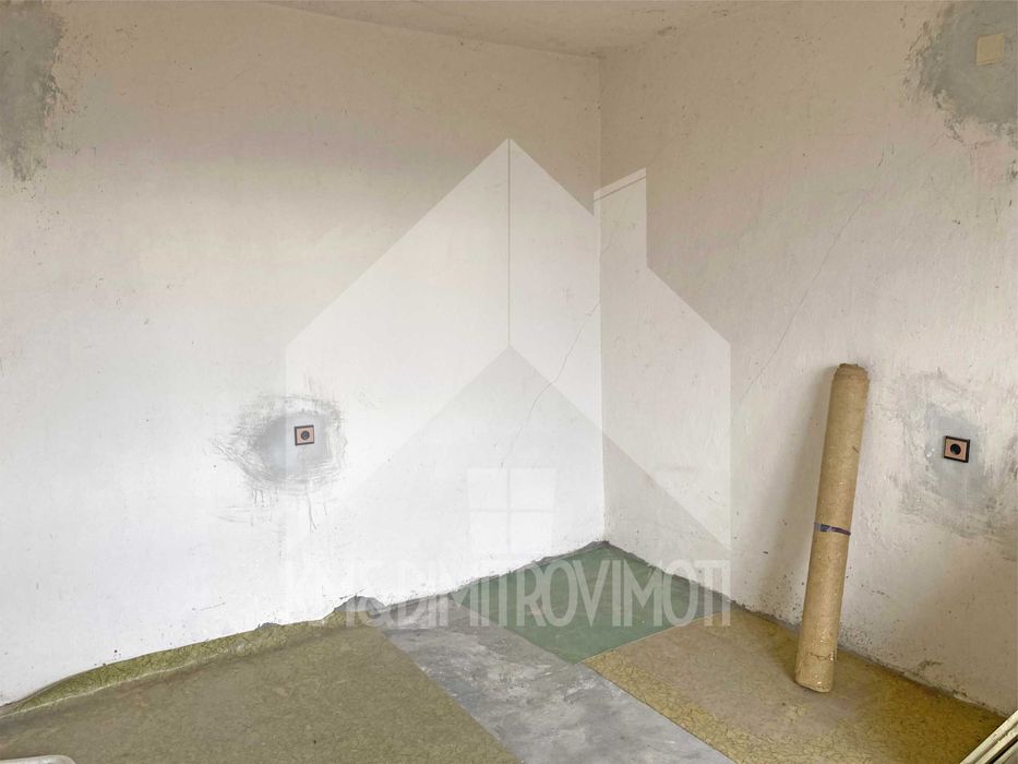 Продава се Къща в с. Мараш, Област Шумен - 120 кв.м за 298 €/кв.м - Снимка #7