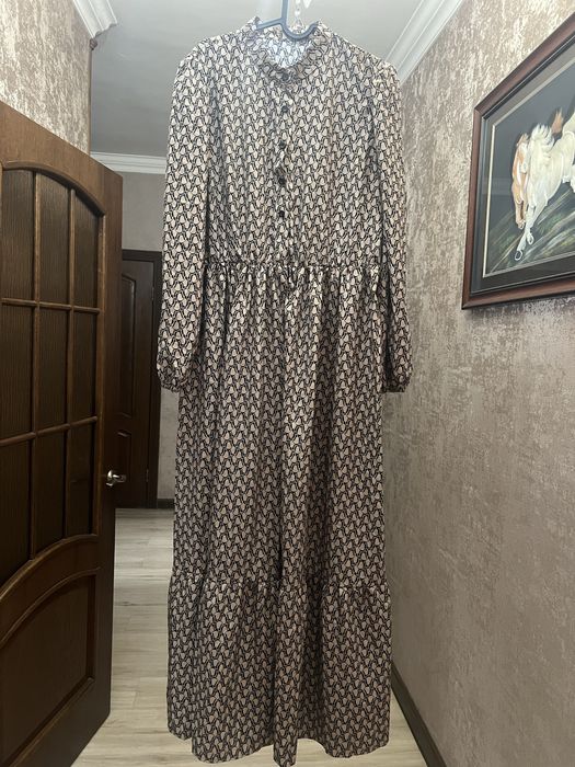 Продам платье легкое