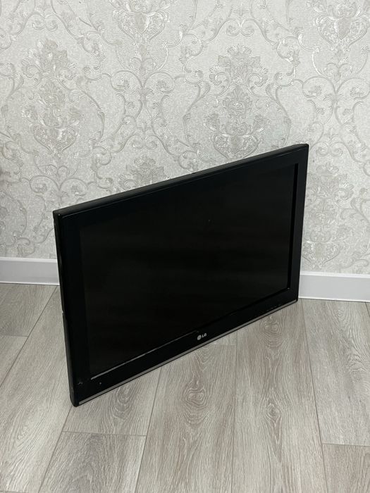 Продам телевизор LG