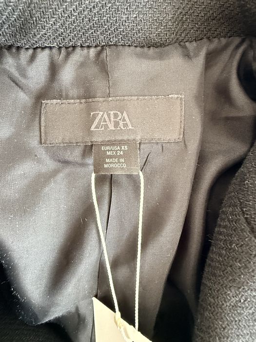 Чисто ново вълнено палто Zara, размер XS