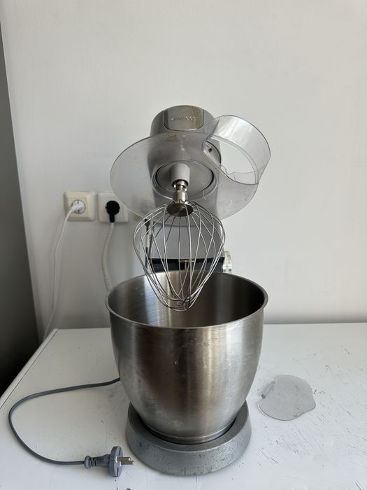 Миксер Kenwood почти новый
