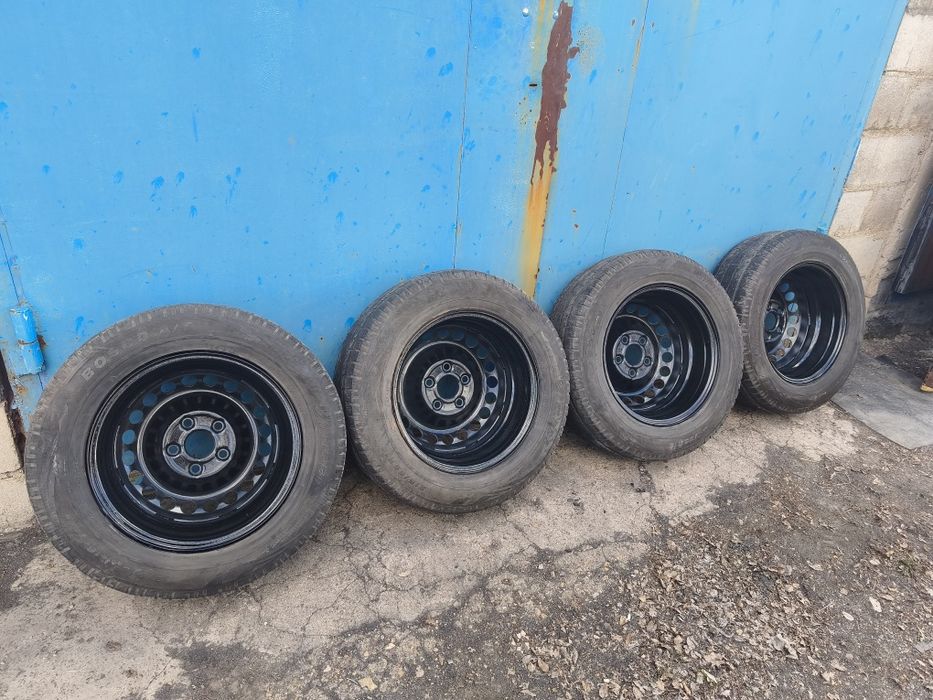 Продам комплект колес