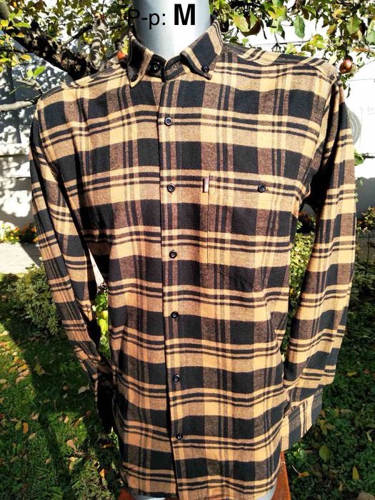 Мъжки ризи НОВИ класически с копчета - размер М и L