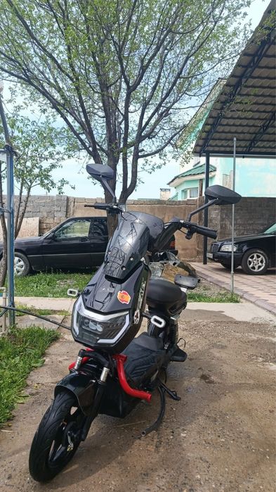 Скутер сатылады