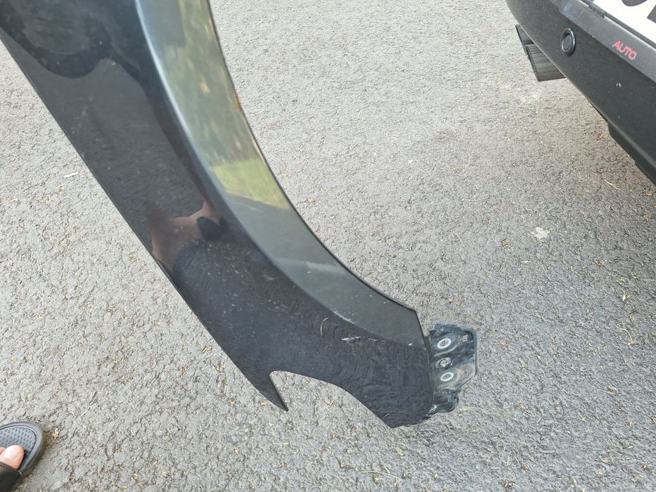 Vand aripa stanga fata vw passat cc 2009