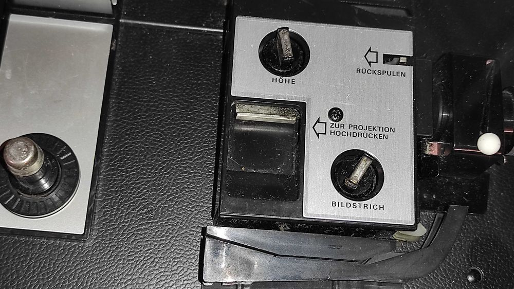 Proiector 8 mm  - KODAK INSTAMATIC M60 L  + piese gramofon