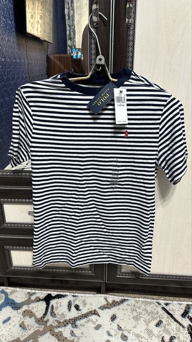 Футболки Raph Lauren и Tommy Hilfiger на 14-16 лет.