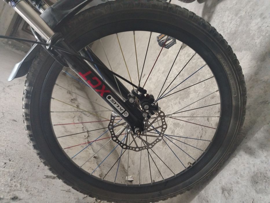 Deyarli Yangi velik 24+