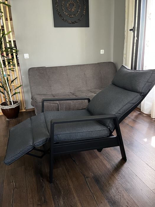 Лек стол с повдигане на краката